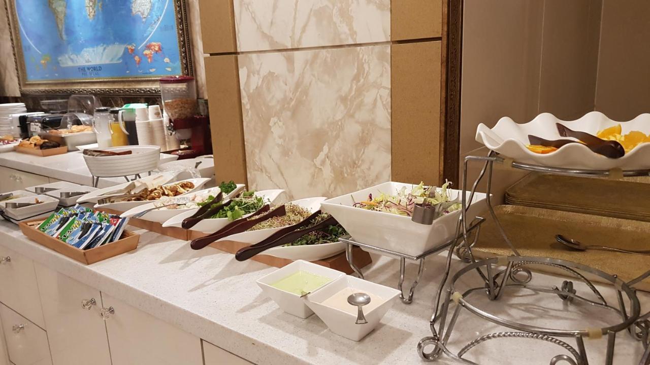 Symphony Hotel Suwon Esterno foto